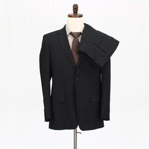 Adolfo 40R 34x29 Black Striped 2-Button Suit R472